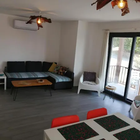 In Arslan Sitesi Bodrum